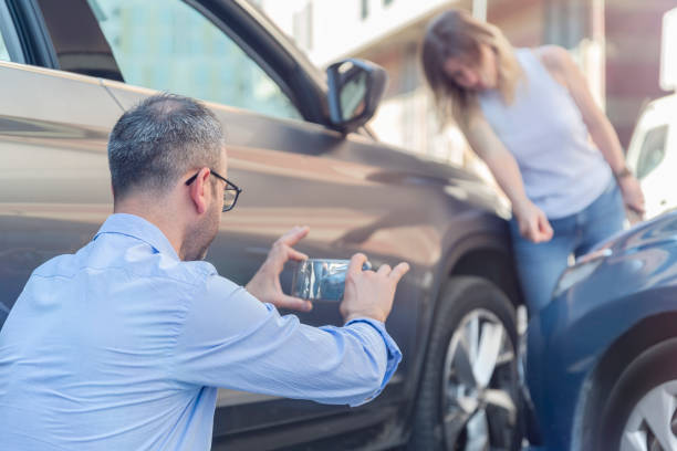 Professional Full Coverage Car Insurance technician working in South Dakota, SD